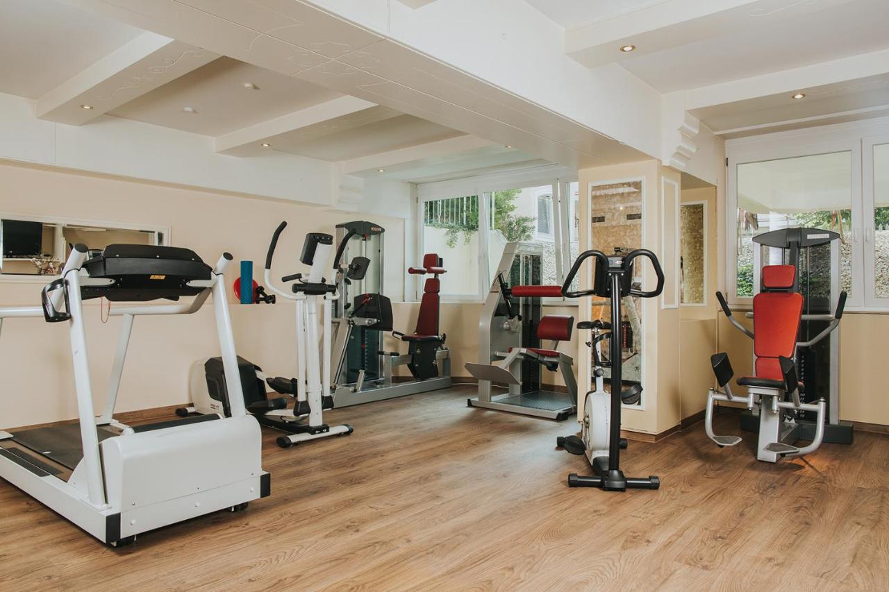 Ortner'S Resort 바트푸징 외부 사진 A gym at the hotel