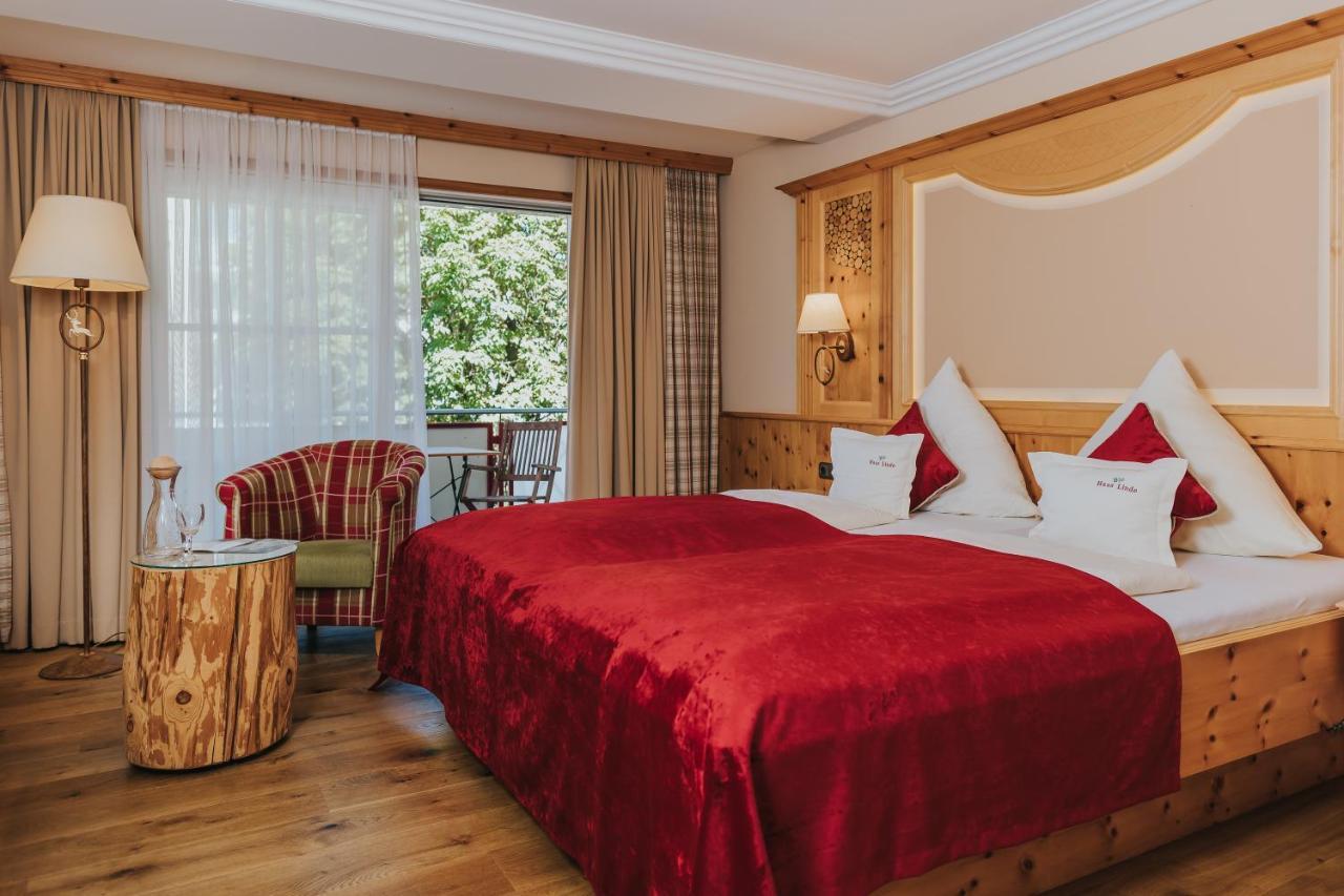 Ortner'S Resort 바트푸징 외부 사진 A typical room at the Hotel Axelmannstein